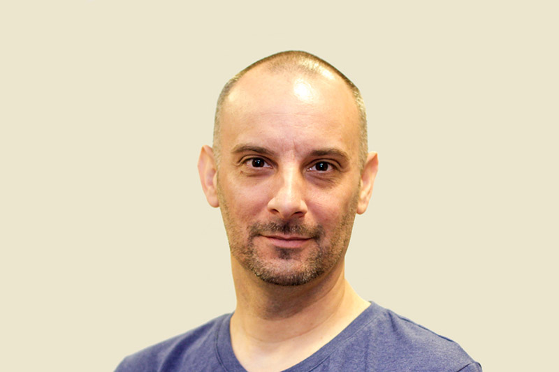Dennis Dickmann